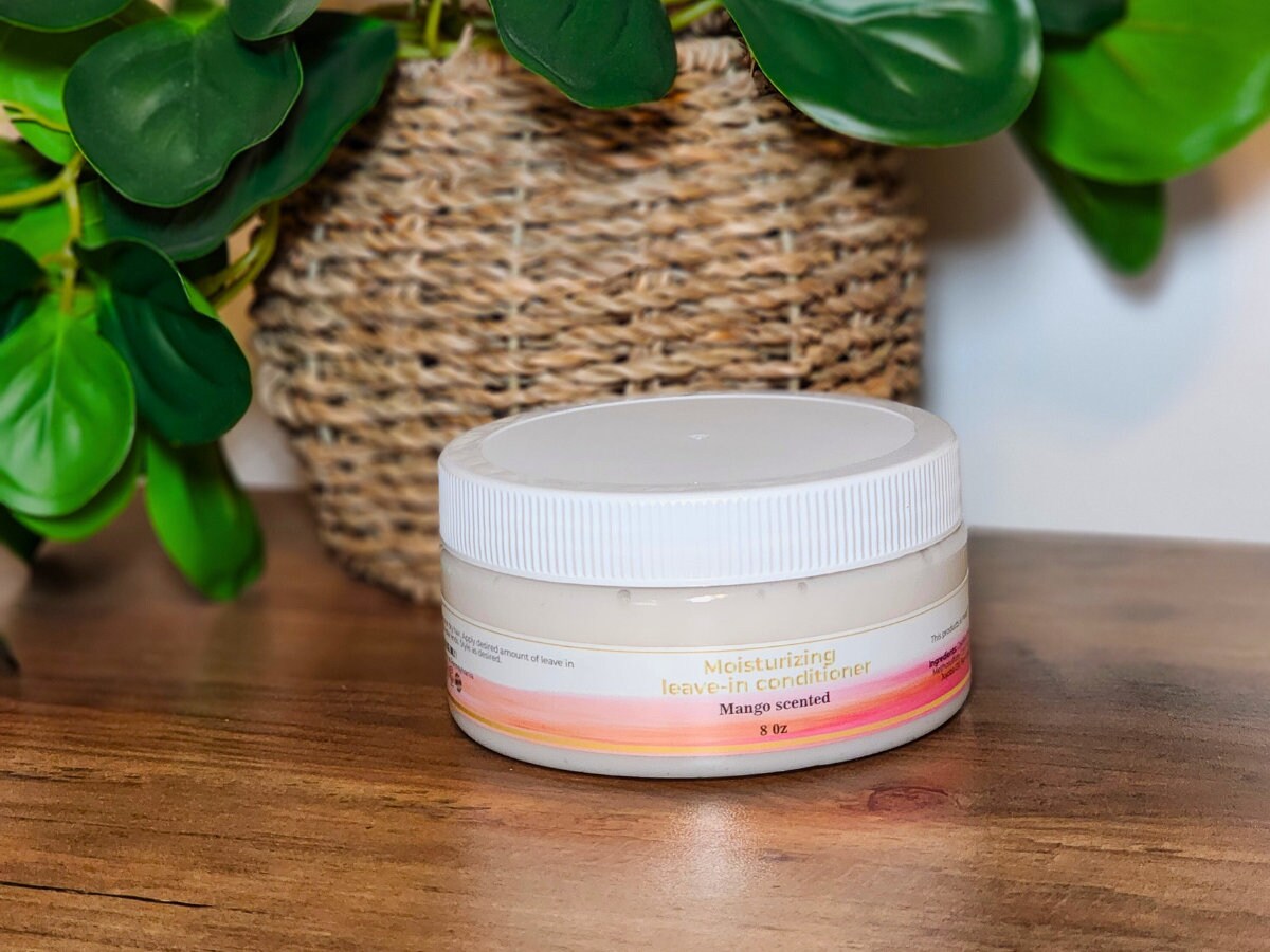 Natural Leave-in conditioner, Lightweight moisturizer, curl defining leave in, Jojoba oil, mango butter, coconut oil, creamy, detangler.