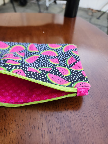 Zipper pouch