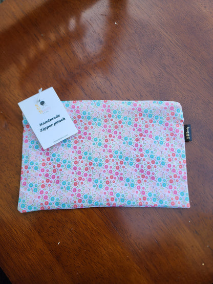 Zipper pouch