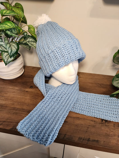 Crochet hait and scarf set