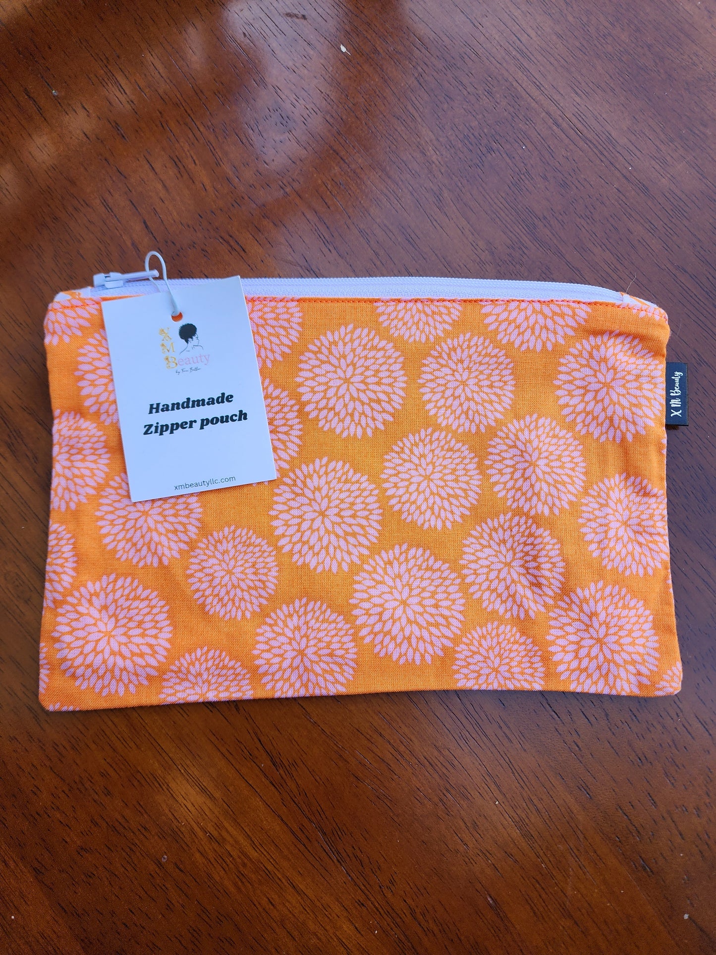 Zipper pouch